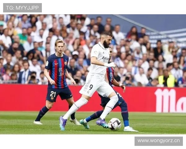 德容 vs 罗德里：控场能力与战术适配性差距在哪